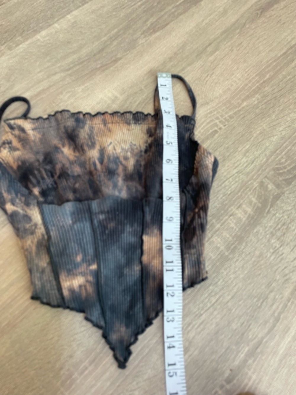Tie-Dye Ribbed Pointed Hem Cami Crop Top- Black & Rust SHEIN. Size S - Picture 9 of 9